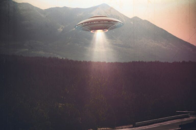 Mantell UFO-TheyExist.Space